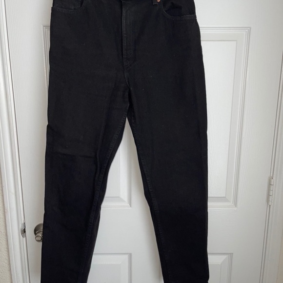 Vintage Levi’s 551 jeans - Picture 2 of 9